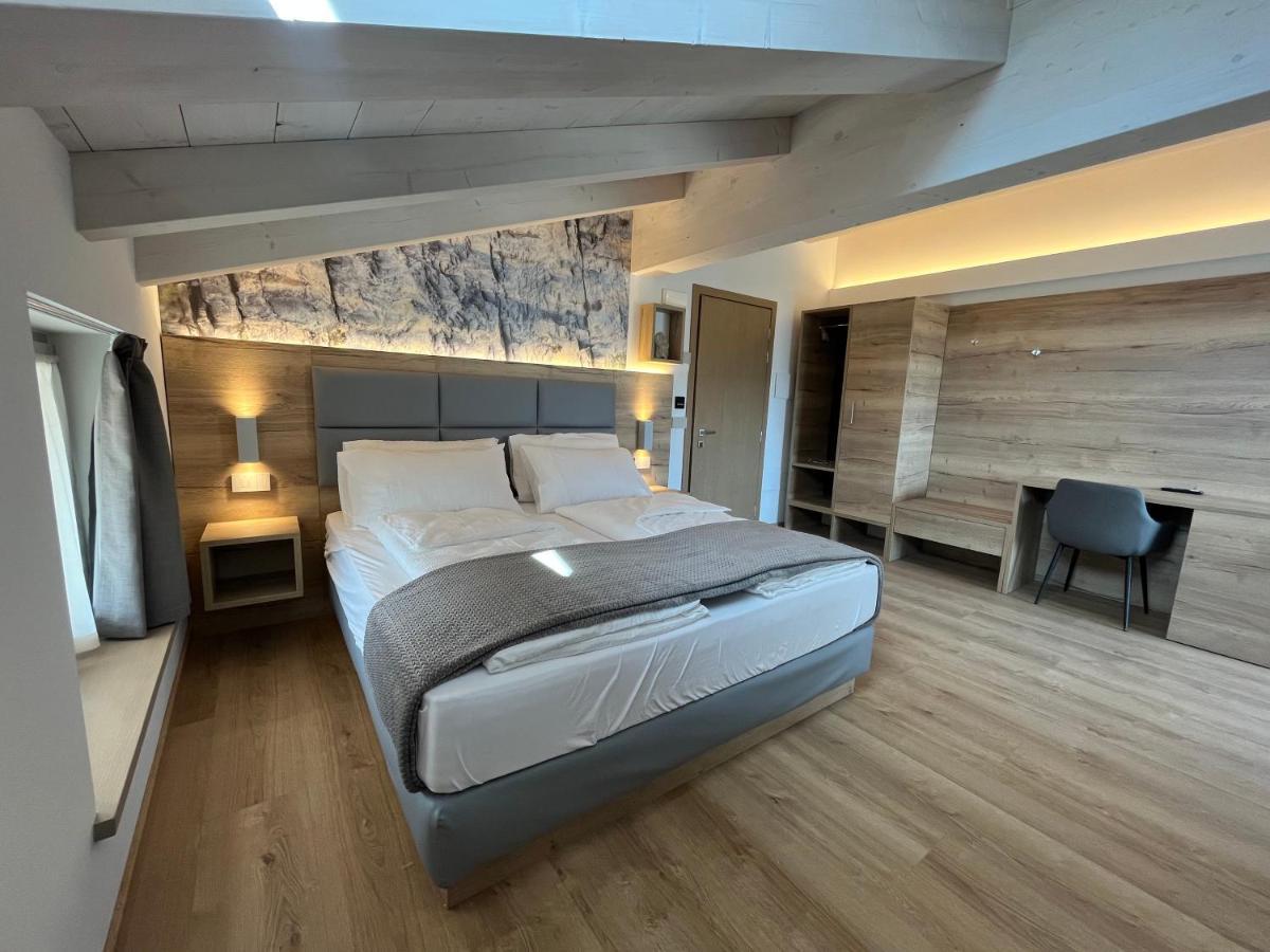 Le Rocce Val Di Non - Quality Room & Breakfast Tassul Exterior foto