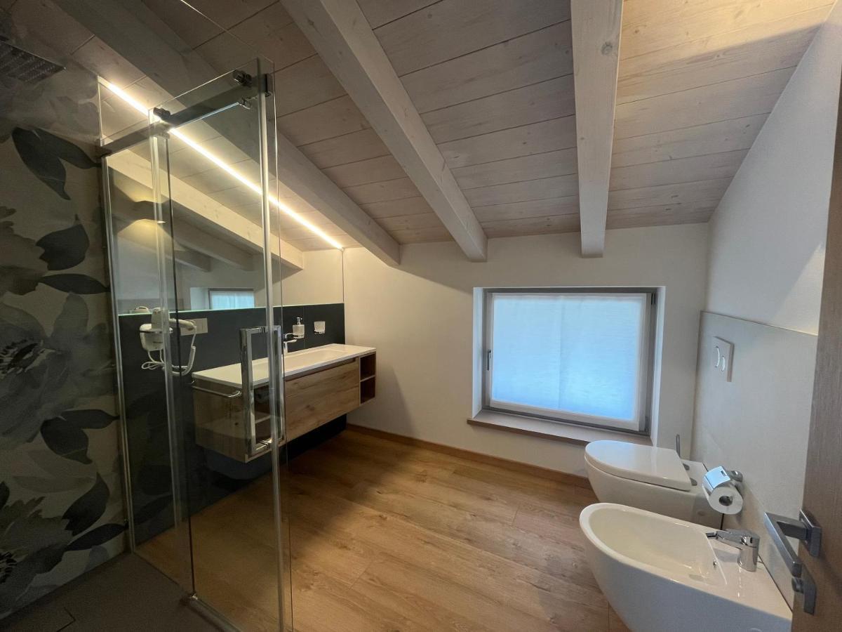 Le Rocce Val Di Non - Quality Room & Breakfast Tassul Exterior foto