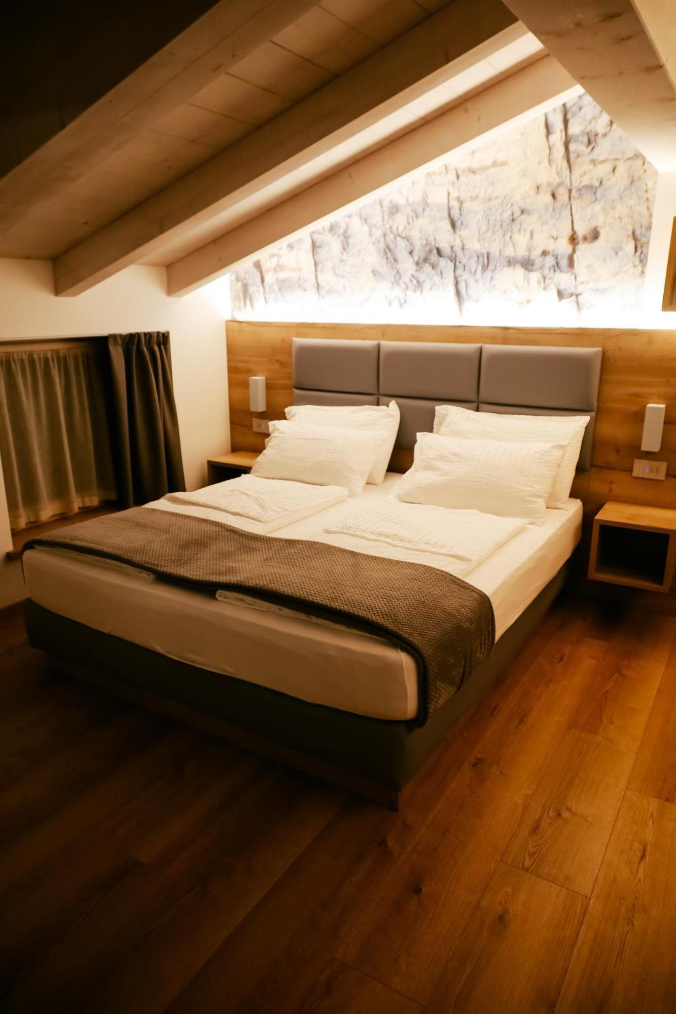 Le Rocce Val Di Non - Quality Room & Breakfast Tassul Exterior foto