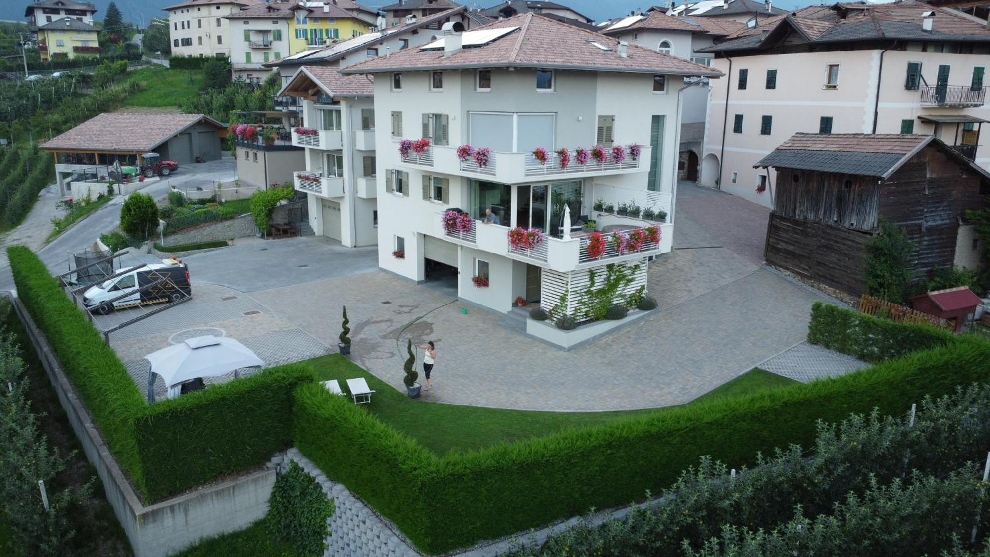 Le Rocce Val Di Non - Quality Room & Breakfast Tassul Exterior foto